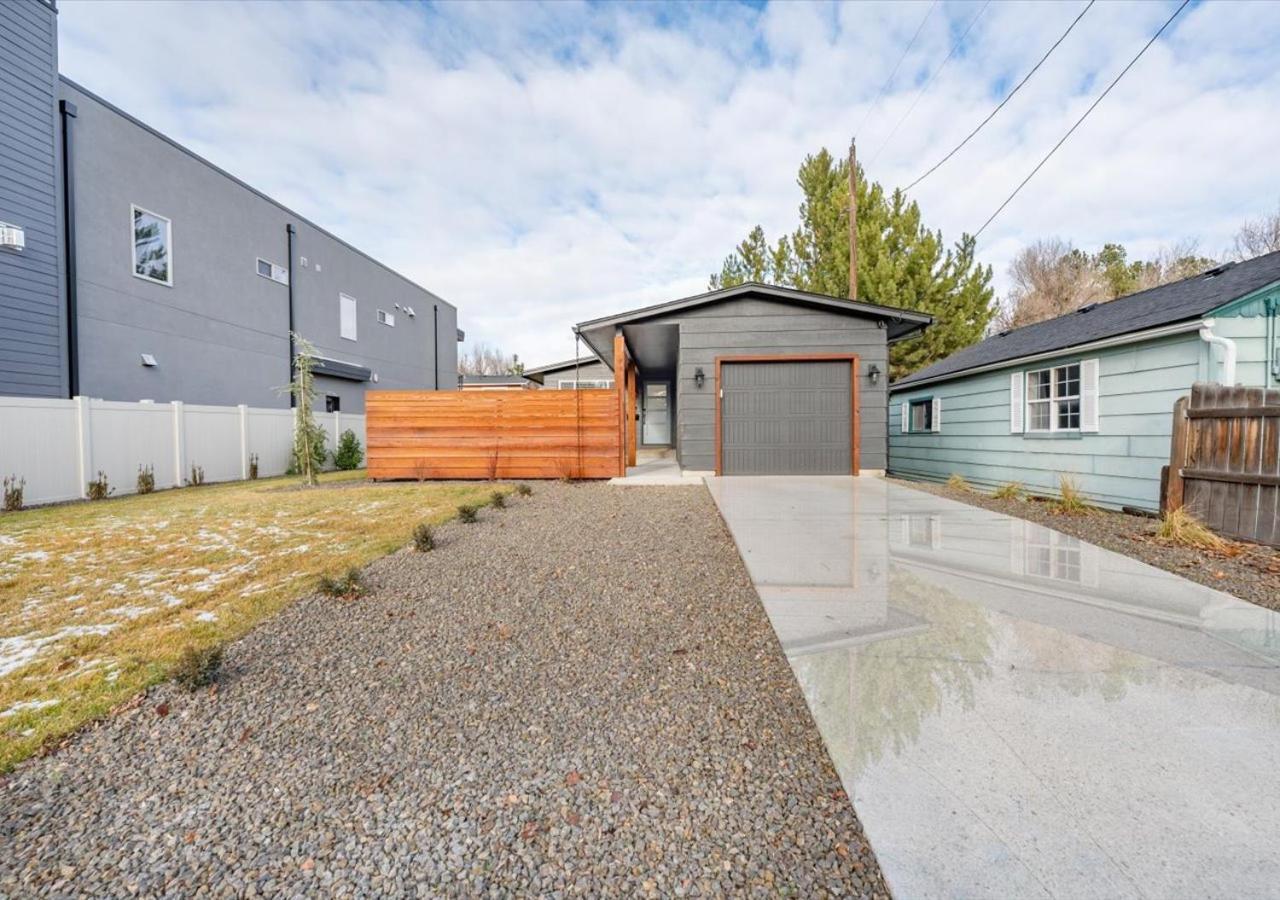 Mid Century Modern Boise-River Bungalow W/ Hot Tub Exterior foto
